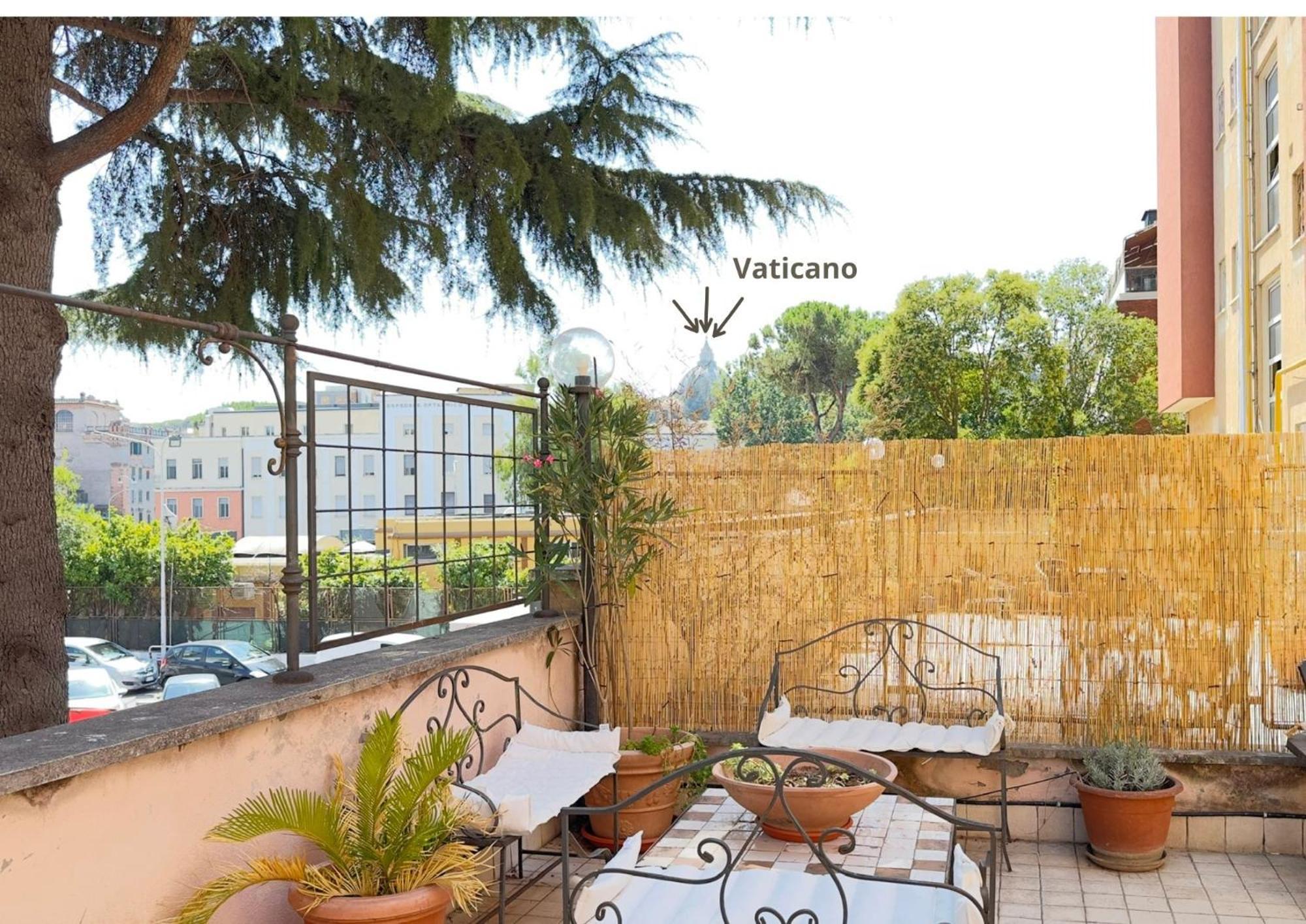 Elegantis Vatican View With Private Terrace Rome